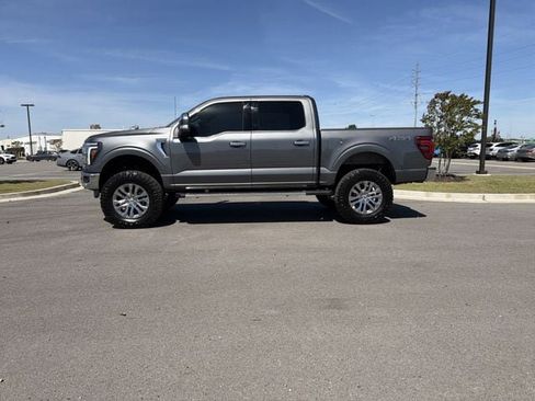 Used 2025 Ford F150 Lariat w/ Equipment Group 502A High AWD/4WD image 2