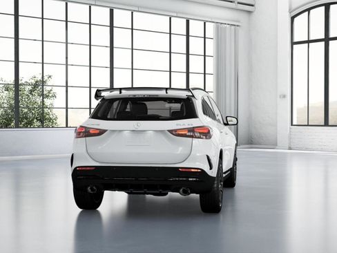 New 2025 Mercedes-Benz GLA 35 AMG 4MATIC image 24