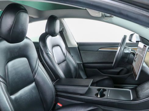 Used 2021 Tesla Model 3 Standard Range Plus RWD image 24