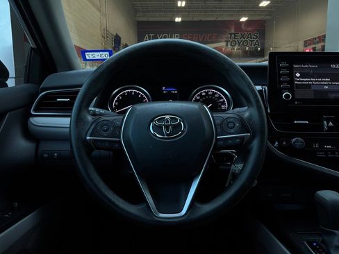 Used 2024 Toyota Camry LE FWD image 30
