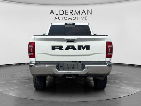 Used 2022 RAM 2500 Laramie AWD/4WD image 4