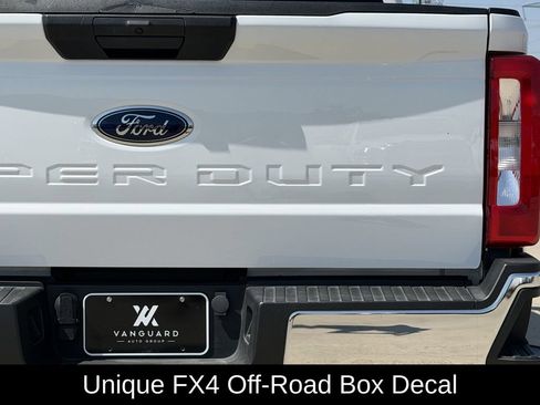 Used 2025 Ford F250 XLT w/ FX4 Off-Road Package AWD/4WD image 9