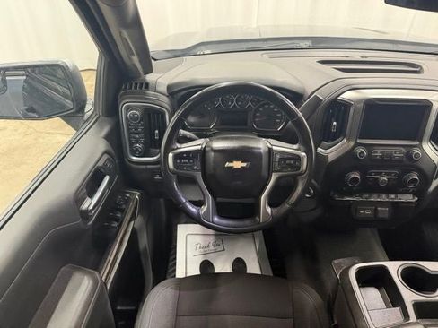 Used 2021 Chevrolet Silverado 1500 LT w/ Bed Protection Package AWD/4WD image 12