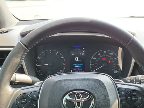 Certified 2025 Toyota Corolla SE w/ SE Package FWD image 21