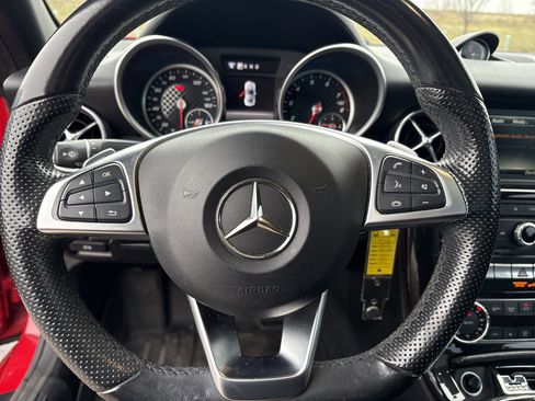 Used 2017 Mercedes-Benz SLC 300 image 18