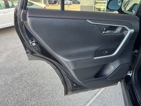 Used 2020 Toyota RAV4 TRD Off-Road AWD/4WD image 29
