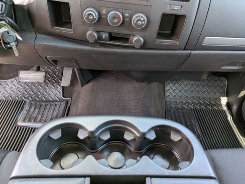 Used 2012 Chevrolet Silverado 1500 LT image 16