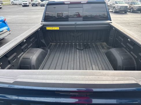 Used 2021 Chevrolet Silverado 1500 LT Trail Boss image 29