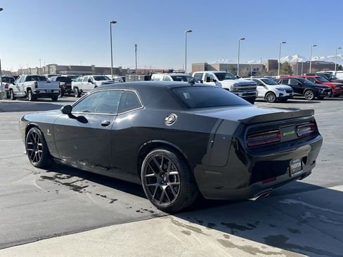 Used 2017 Dodge Challenger R/T Scat Pack image 25
