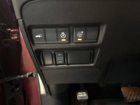 Used 2023 Nissan Armada Platinum w/ Captain's Chairs Package image 23