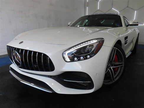 Used 2018 Mercedes-Benz AMG GT C image 1