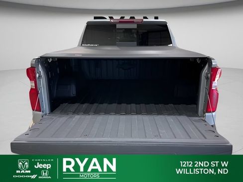 Used 2023 Chevrolet Silverado 1500 LTZ AWD/4WD image 11