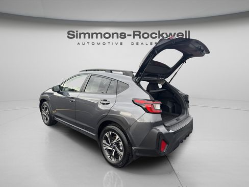 Used 2024 Subaru Crosstrek 2.0i Premium AWD/4WD image 7