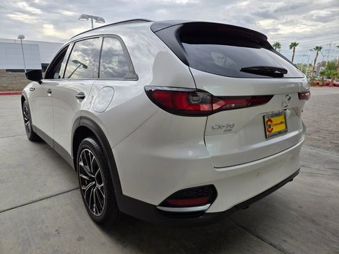 Used 2025 MAZDA CX-70 Plug-In Hybrid w/ Premium Pkg image 3