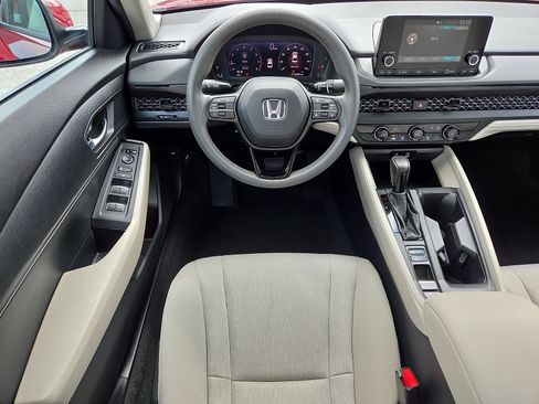 Used 2024 Honda Accord LX image 11