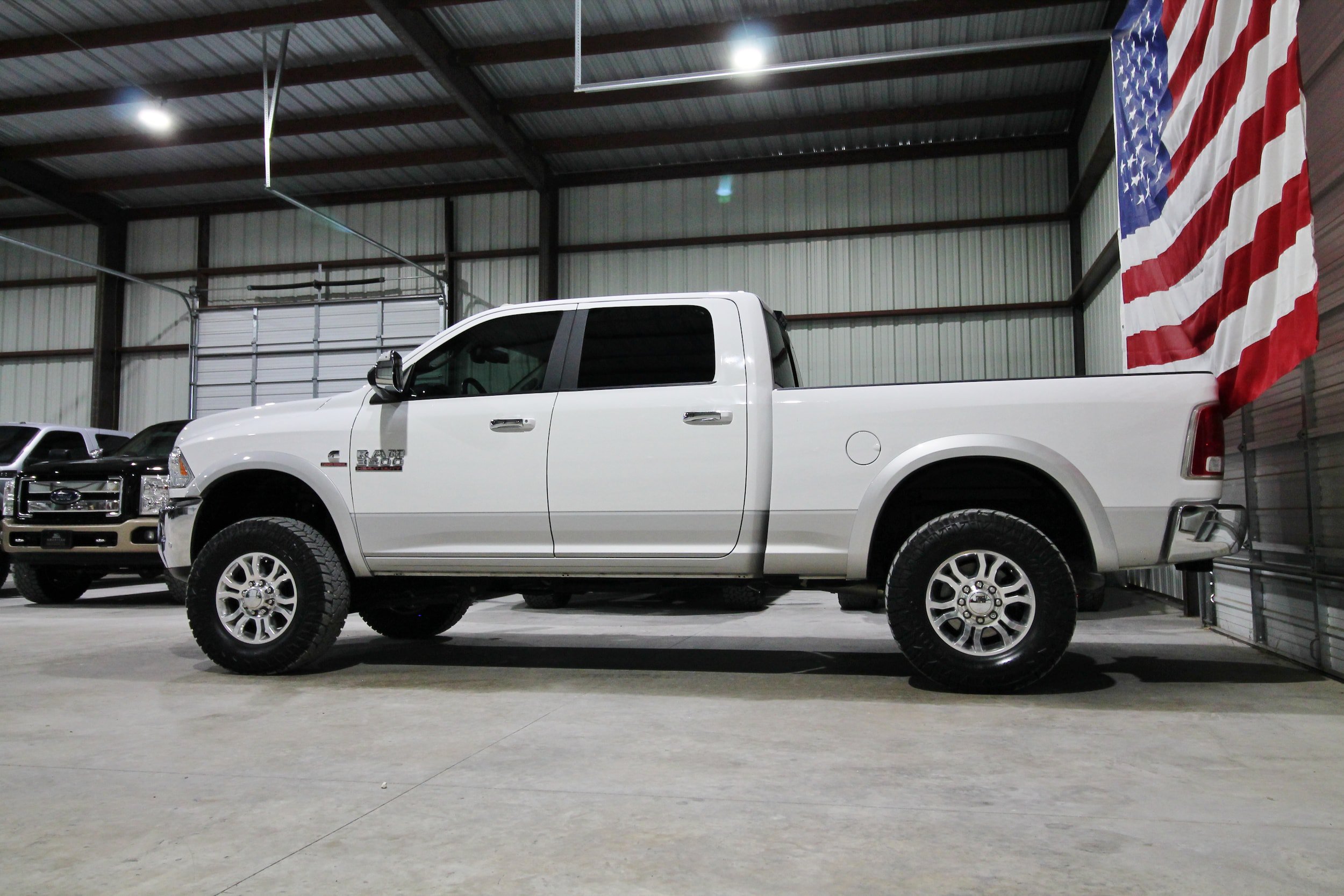 Used 2018 RAM 3500 Laramie AWD/4WD image 6