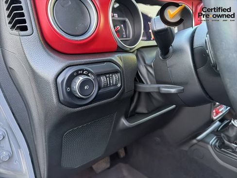 Used 2022 Jeep Wrangler Unlimited Rubicon w/ LED Lighting Group AWD/4WD image 53