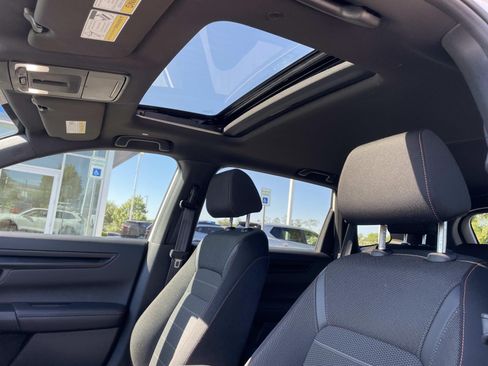 Used 2023 Honda CR-V Sport image 17
