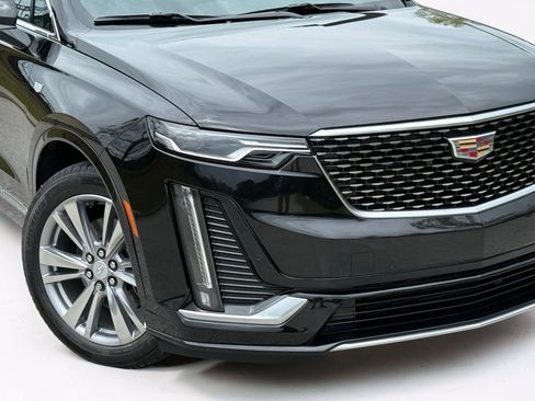 Certified 2024 Cadillac XT6 Premium Luxury w/ LPO, Floor Liner Package AWD/4WD image 7
