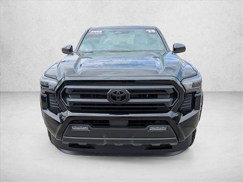 Certified 2025 Toyota Tacoma SR5 AWD/4WD image 2