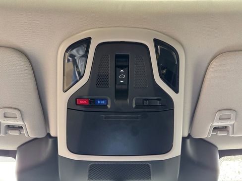 Used 2024 Subaru Outback Premium image 40