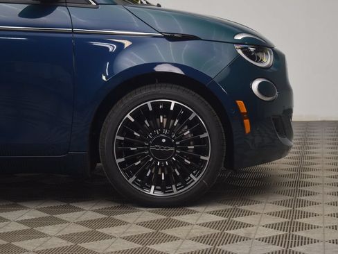 New 2026 FIAT 500 e Icona w/ Quick Order Package 21R FWD image 7