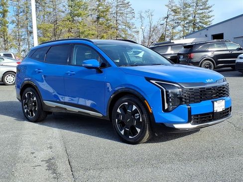 New 2026 Kia Sportage SX FWD image 1