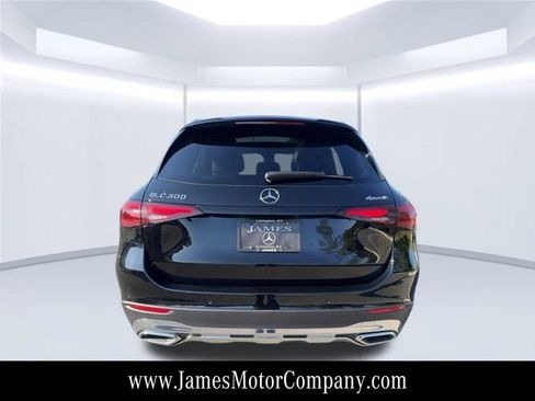 Certified 2026 Mercedes-Benz GLC 300 4MATIC image 10