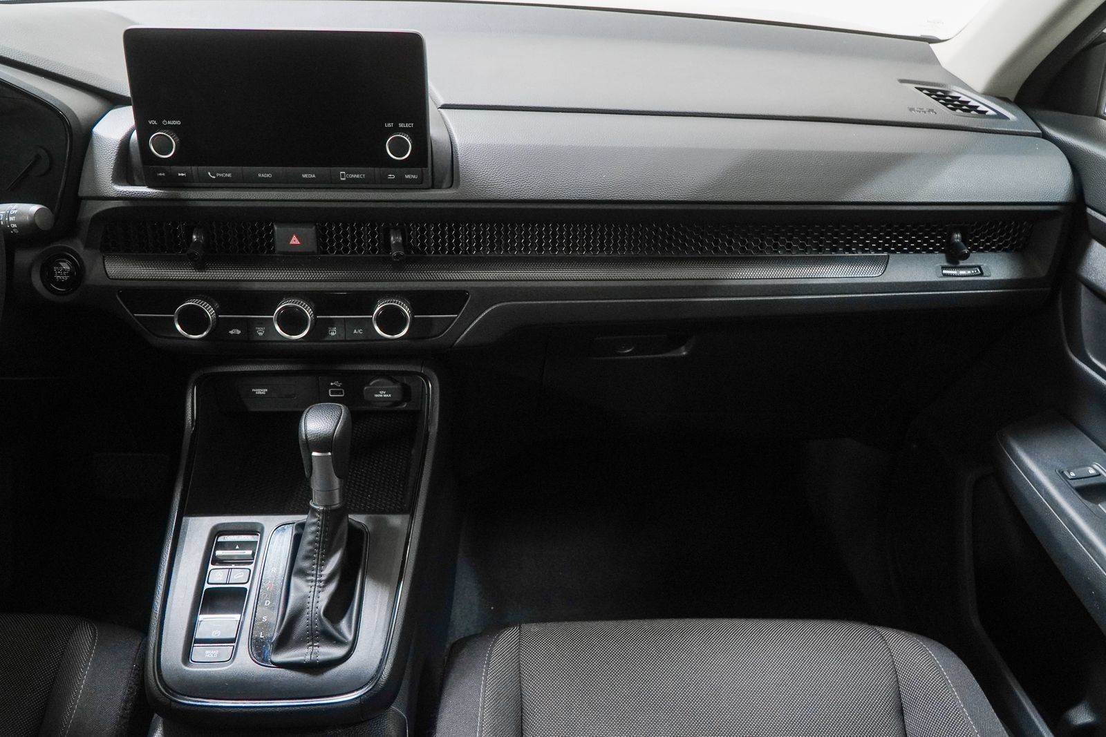 Used 2025 Honda CR-V LX image 31