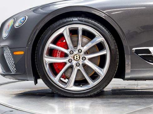 Used 2020 Bentley Continental GT image 42