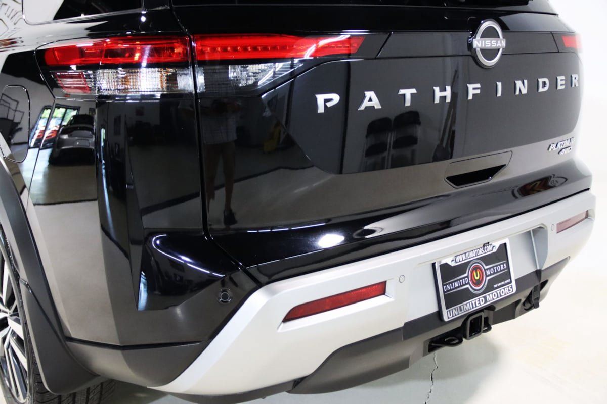 Used 2022 Nissan Pathfinder Platinum AWD/4WD image 69