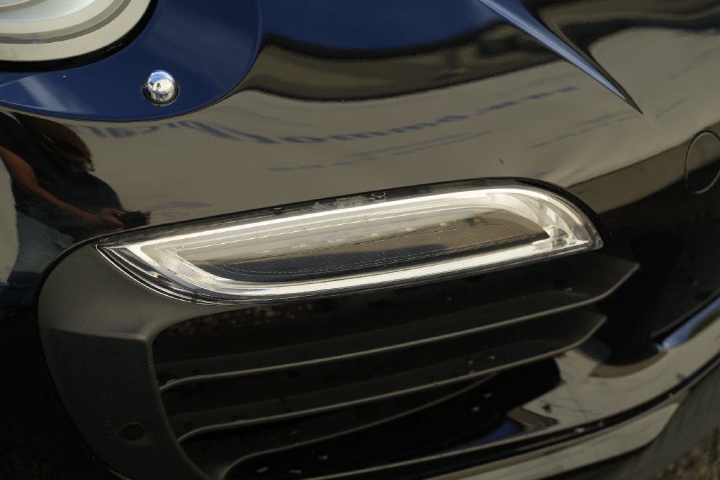 Used 2014 Porsche 911 Turbo S AWD/4WD image 45