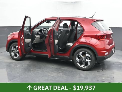 Used 2025 Hyundai Venue SEL FWD image 74