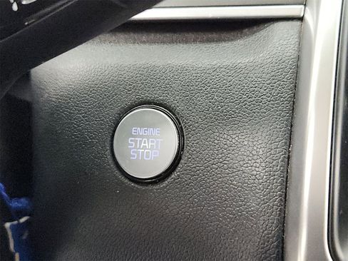 Used 2021 Kia Sorento S w/ Panoramic Sunroof Package image 26