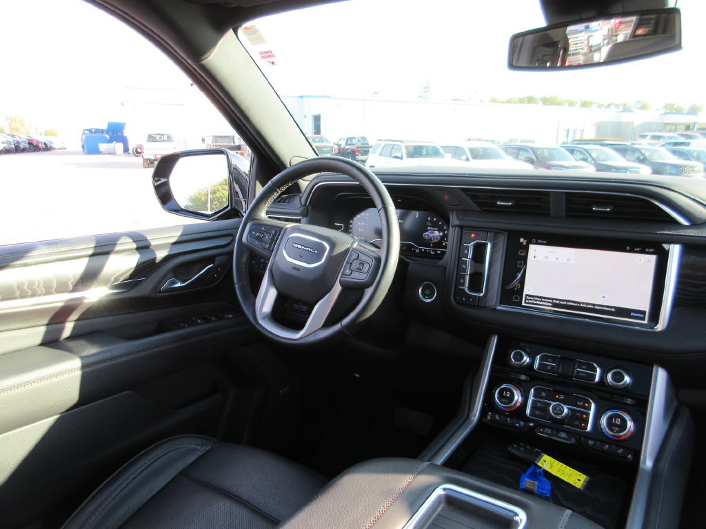 Used 2024 GMC Yukon Denali w/ Max Trailering Package AWD/4WD image 30