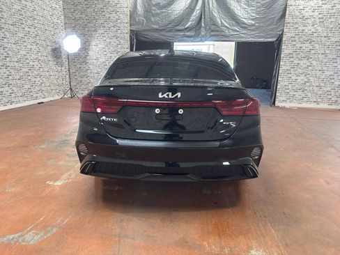 Used 2022 Kia Forte GT-Line w/ GT-Line Premium Package FWD image 6