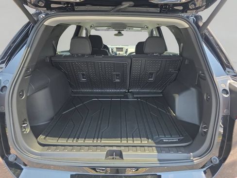 Used 2024 Chevrolet Equinox LT w/ LPO, Floor Liner Package FWD image 7