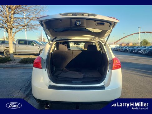 Used 2013 Nissan Rogue SV image 32