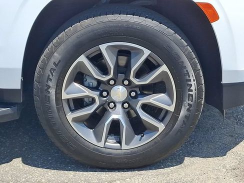 Used 2021 Chevrolet Tahoe LT w/ LT Signature Package AWD/4WD image 28