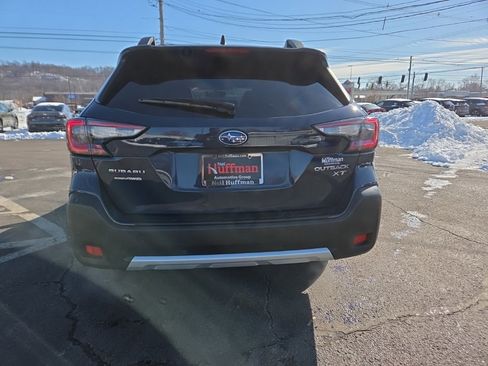 Used 2023 Subaru Outback Limited XT image 5