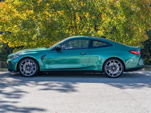 Used 2023 BMW M4 xDrive Competition w/ Executive Package image 3