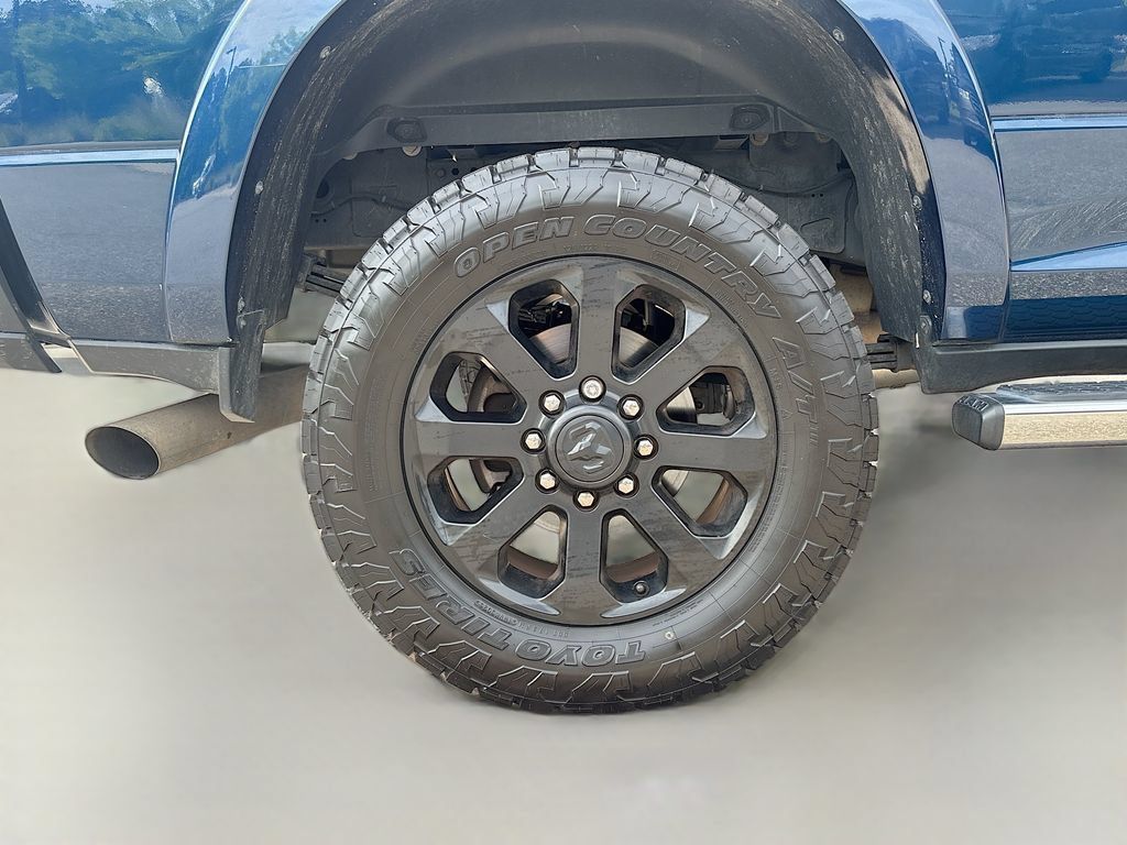 Used 2022 RAM 3500 Laramie w/ Night Edition AWD/4WD image 13