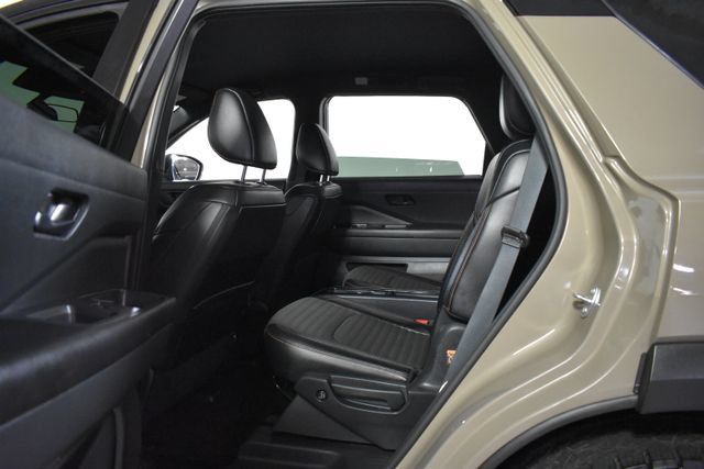 Certified 2024 Nissan Pathfinder Rock Creek AWD/4WD image 30