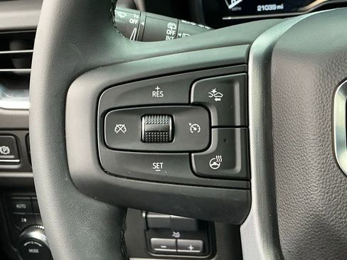 Used 2023 GMC Yukon SLT w/ SLT Luxury Package image 37