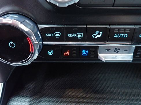 Used 2023 Ford F150 Raptor w/ Raptor Carbon Fiber Package image 25