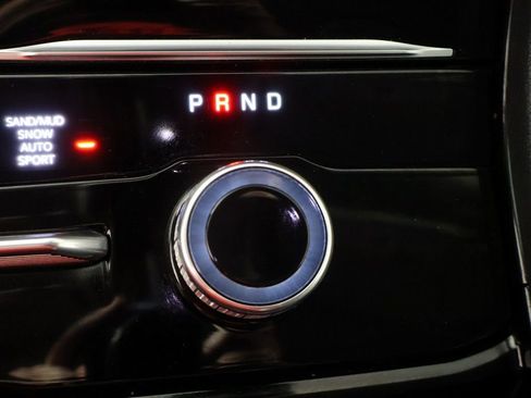 Used 2023 Jeep Grand Cherokee Limited image 48