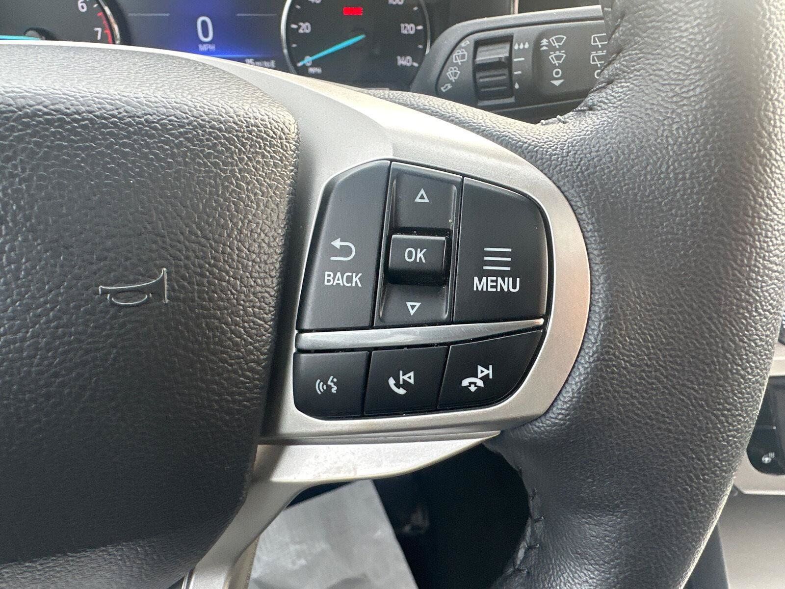 Used 2024 Ford Explorer XLT w/ Equipment Group 202A AWD/4WD image 22