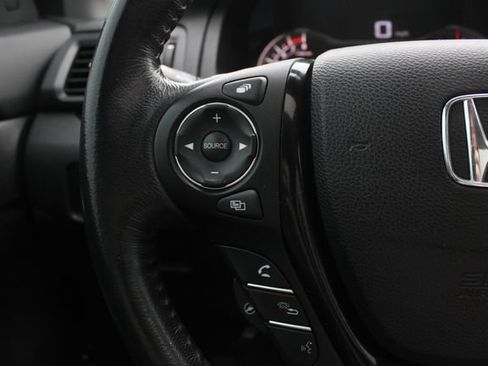 Used 2016 Honda Pilot Elite image 13
