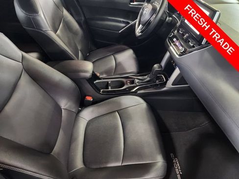 Used 2023 Toyota Corolla Cross XLE w/ Convenience Package FWD image 13