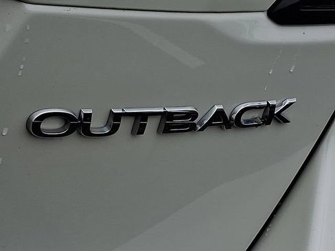 Used 2022 Subaru Outback Premium AWD/4WD image 32